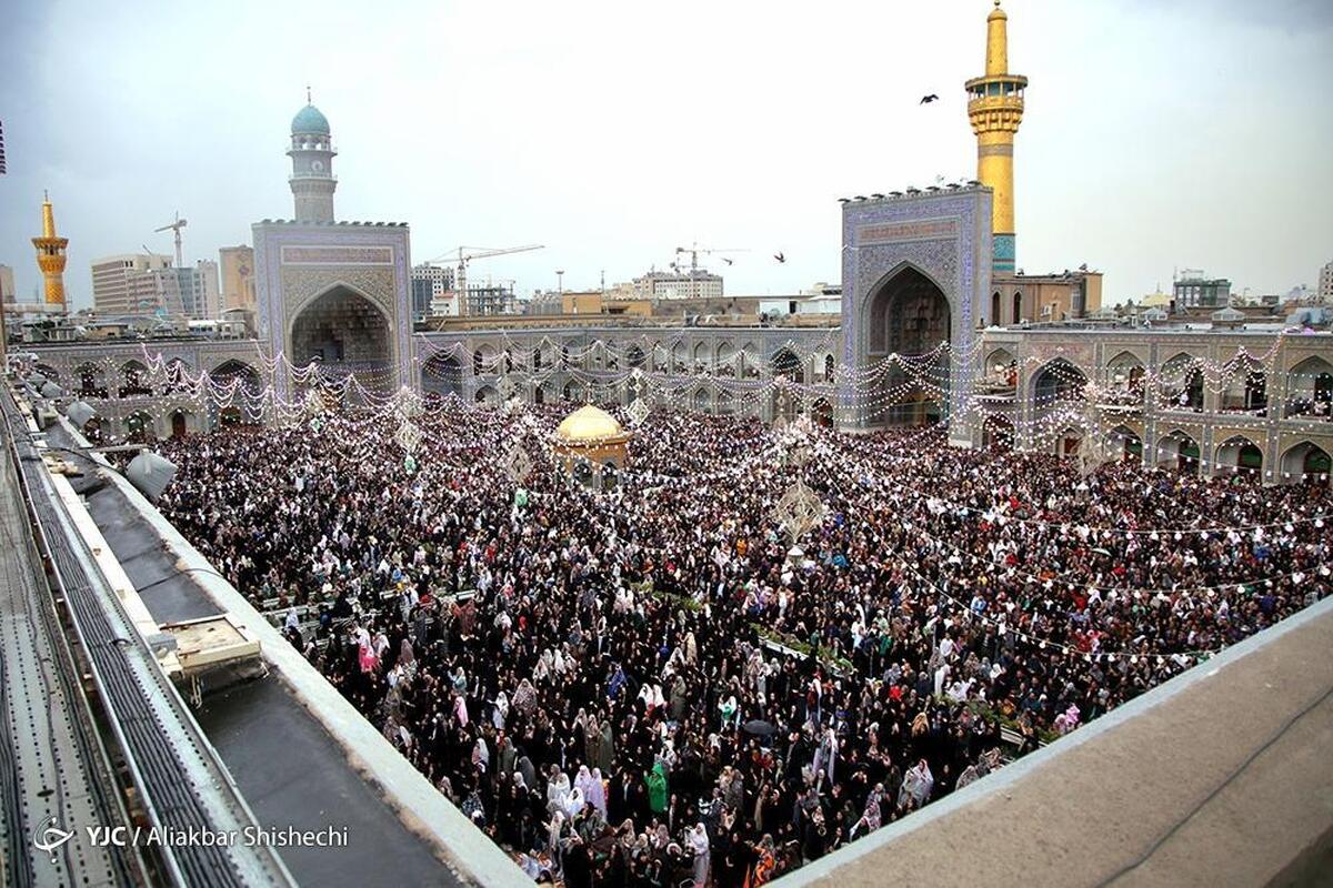 مراسم تحویل سال ۱۴۰۴ در آستان مقدس امامزاده صالح (ع)