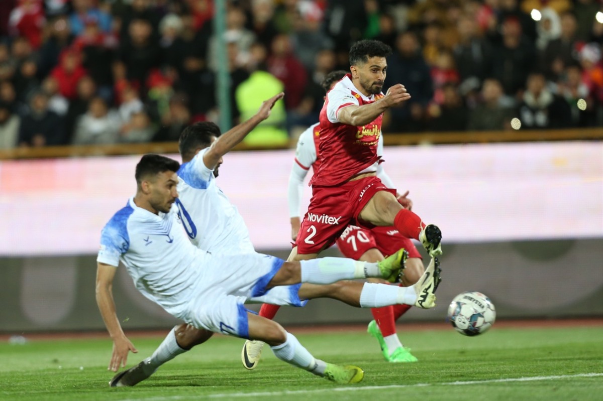 لیگ برتر فوتبال / صنعت نفت - پرسپولیس