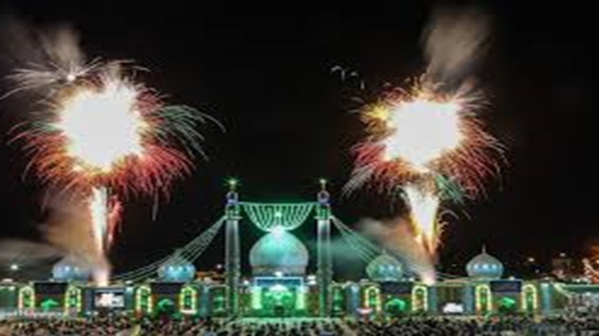 حضور باشکوه زائران در مسیر جمکران + فیلم