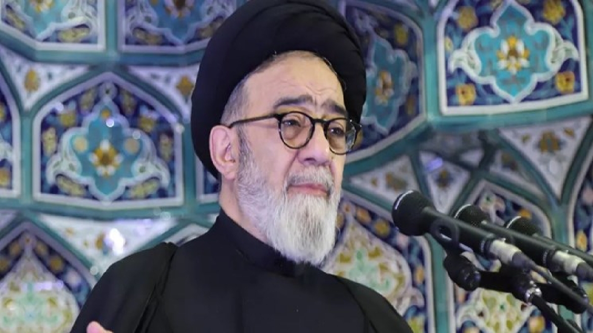 بانویی که با ارادت به حضرت ابوالفضل العباس (ع) نمازخوان شد + فیلم