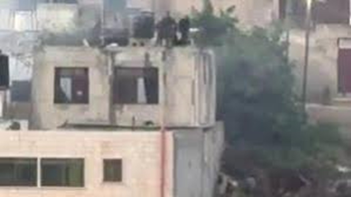 نداى «حیدر حیدر» مردم ایران در تشییع پیکر مطهر شهداى اقتدار + فیلم