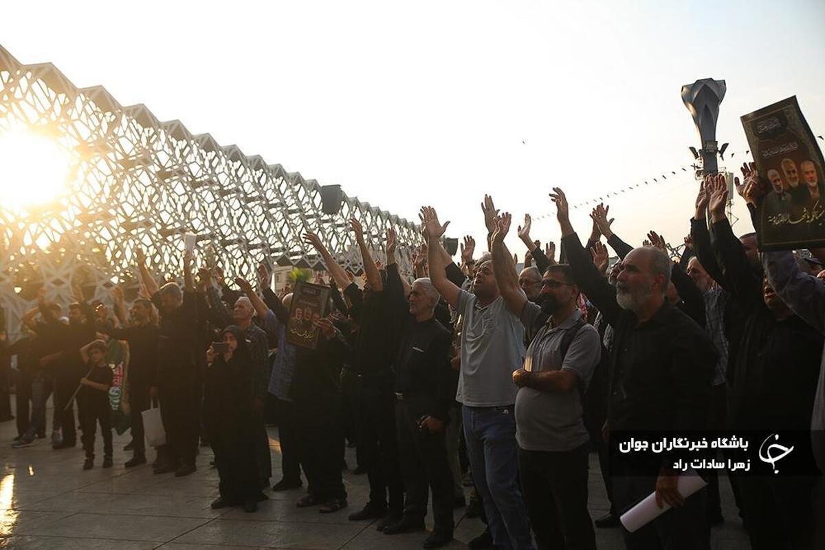 جزء خوانی قرآن کریم در آستان مقدس حضرت عبدالعظیم حسنی (ع)