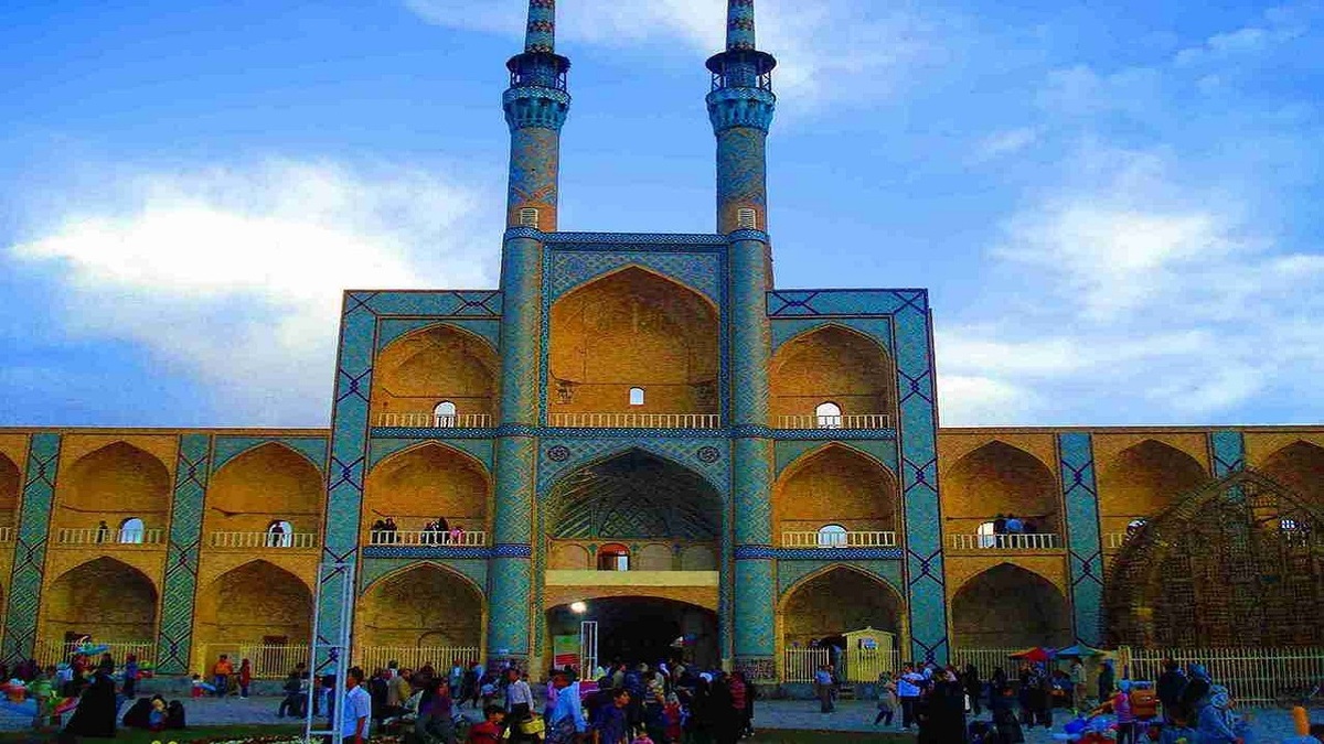 قفلی که برای درب کعبه توسط یک ایرانی ساخته شد + فیلم