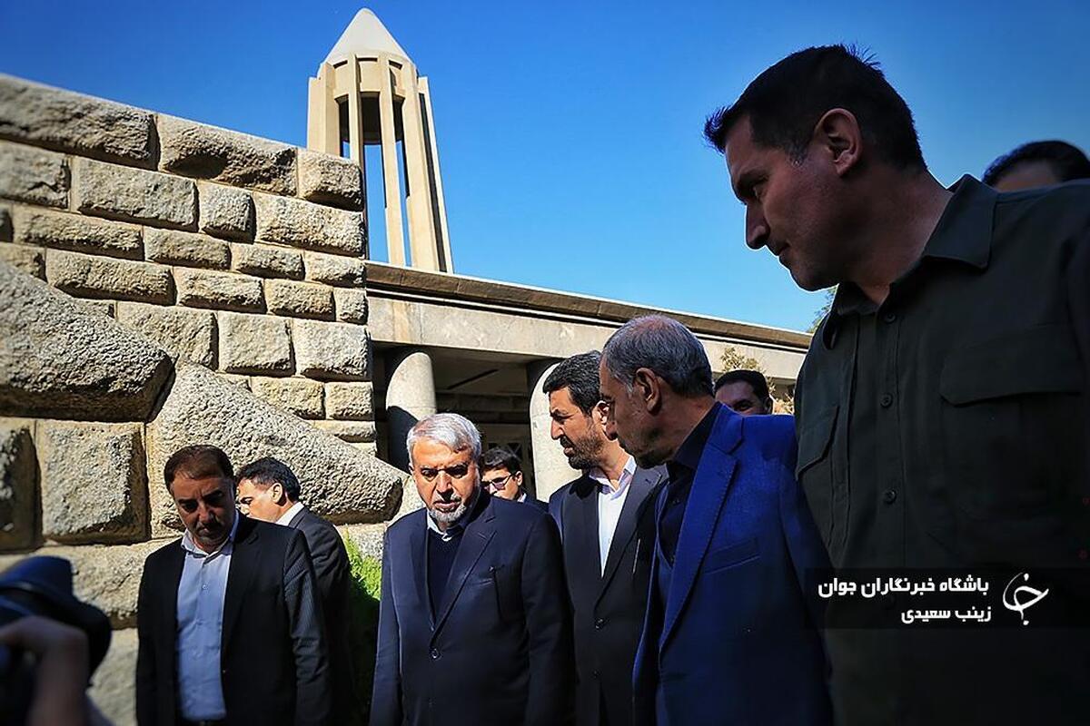 بارش برف نیمه سنگین در استان همدان