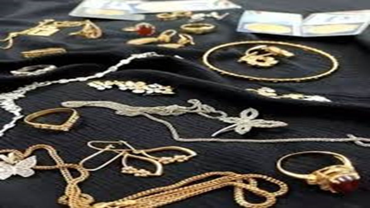 واکنش پویانفر به مراسم تجلیل از فعالان فرهنگی + فیلم