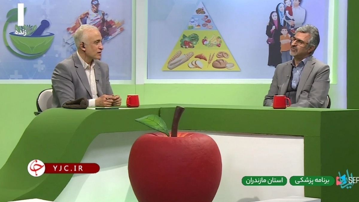 مکیدن انگشت دست در نوزادان + فیلم