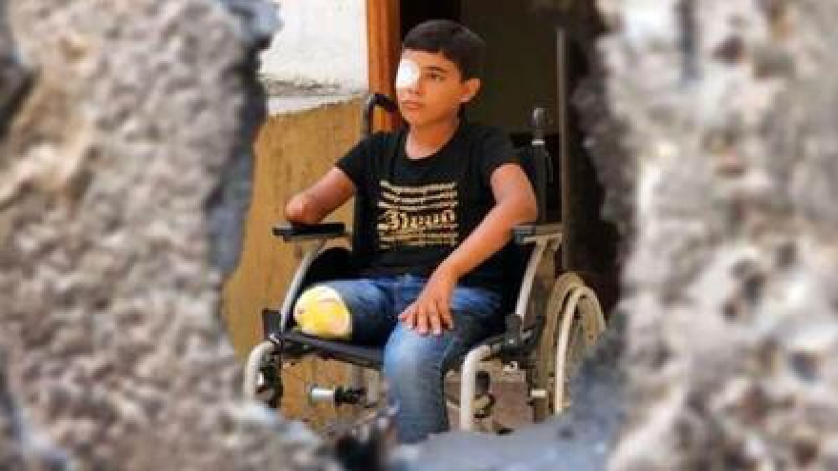 قاشق‌ها و ظرف‌های خالی به نماد حمایت از کودکان فلسطینی تبدیل شدند + فیلم