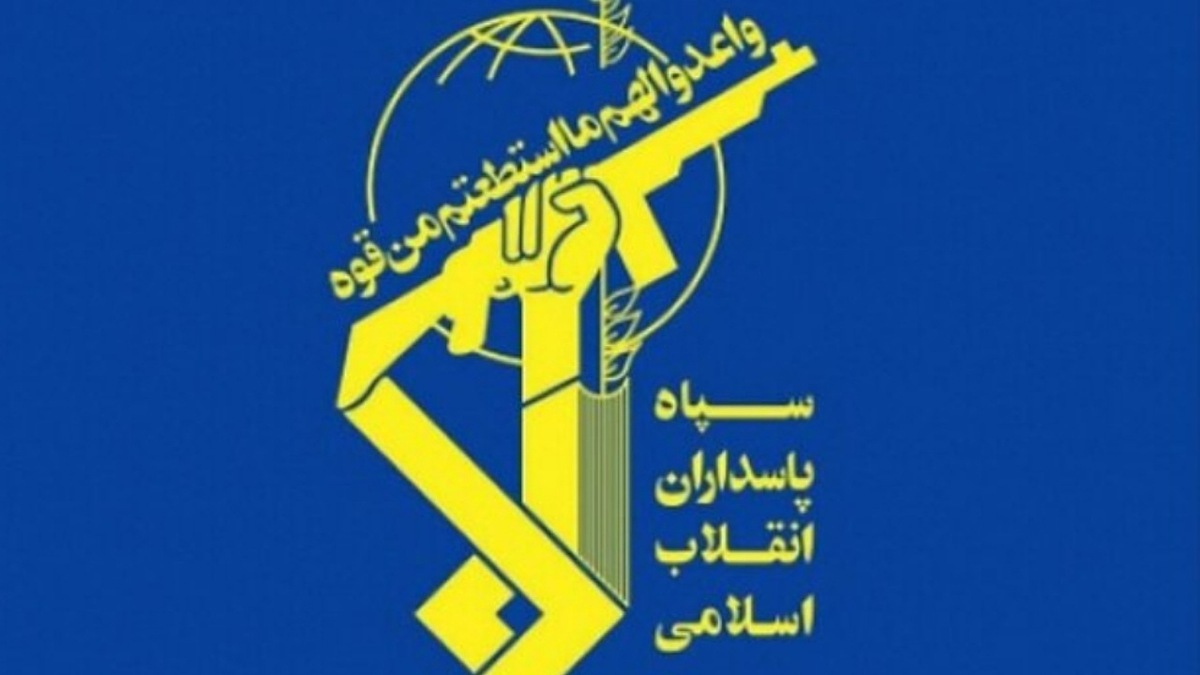 روایتی از اولین پرواز برای اطفای آتش بندر شهید رجایی + فیلم