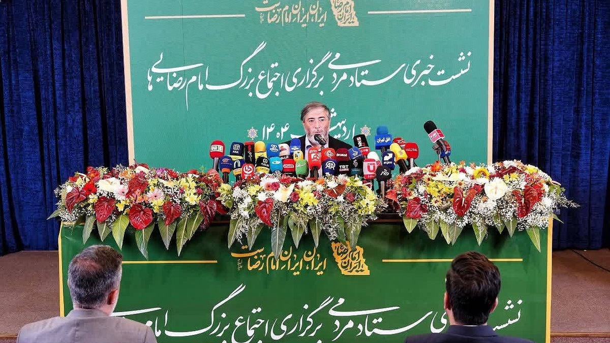 جشن میلاد امام رضا (ع) در بخش کودکان مبتلا به سرطان