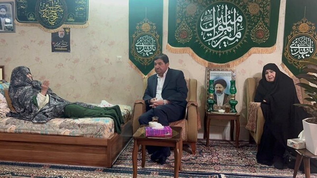 بدون تعارف میزبان مسئولی در دولت شهید رئیسی + فیلم