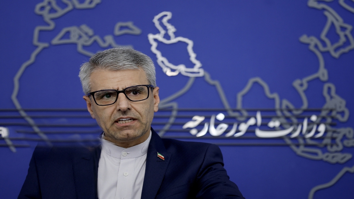 بدرقه زائران حج تمتع از فرودگاه بین‌المللی مشهد