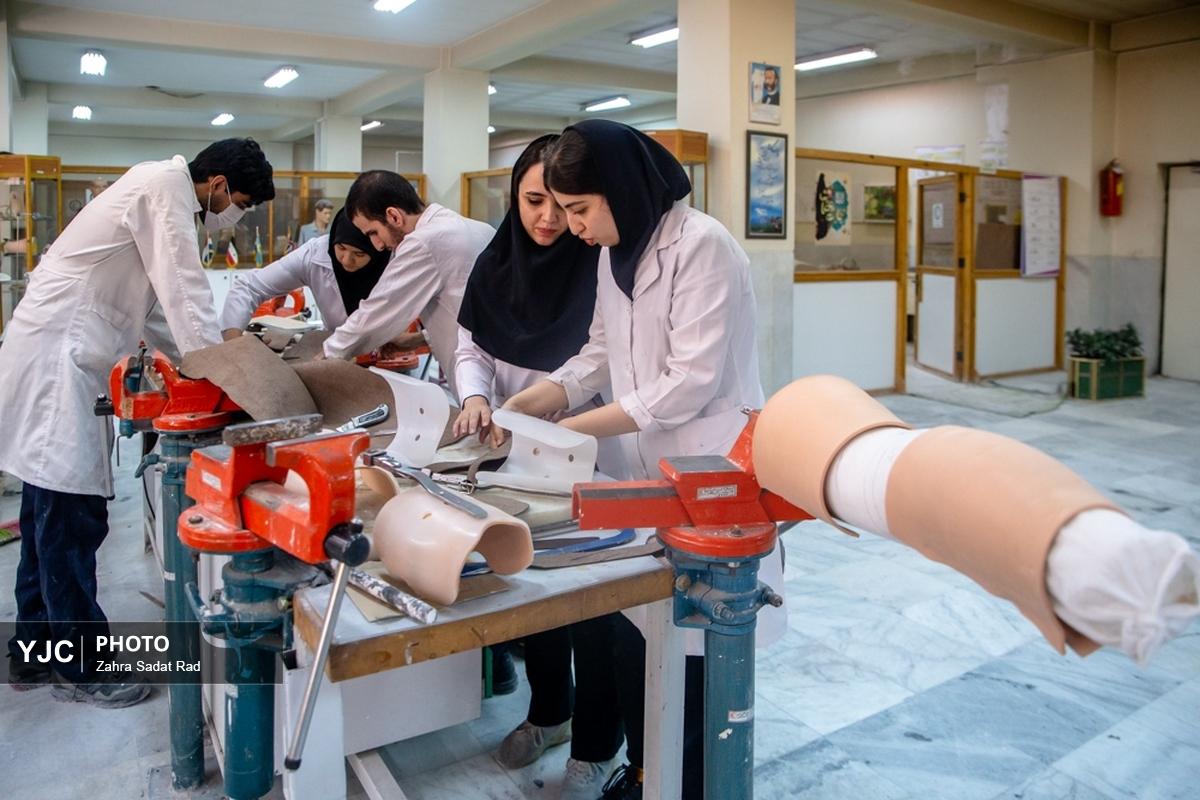 گلباران آمبولانس هدف‌ قرار گرفته شده توسط رژیم صهیونیستی