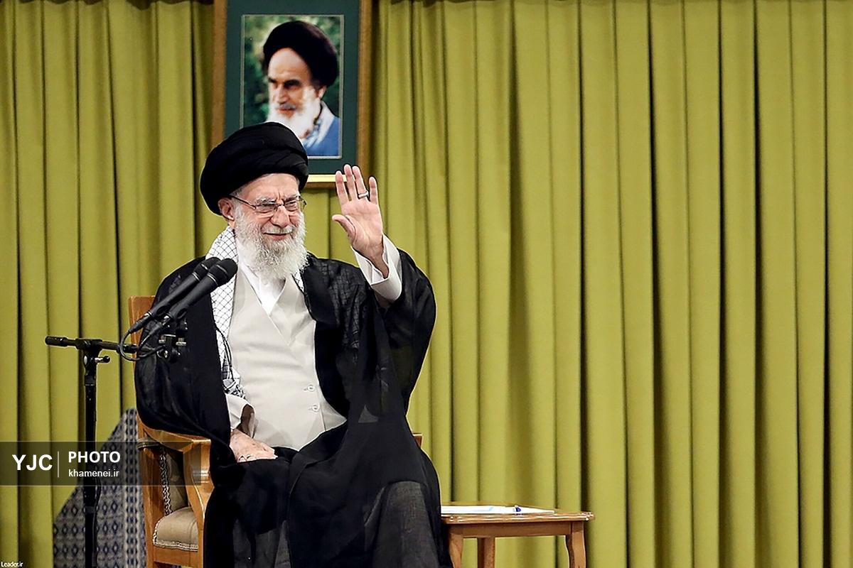 مراسم بزرگداشت شهید رئیسی و شهدای خدمت با حضور رهبر انقلاب اسلامی