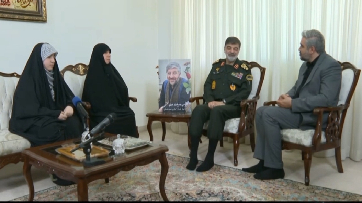 گفتگوی بدون تعارف با خانواده شهید شادمانی + فیلم