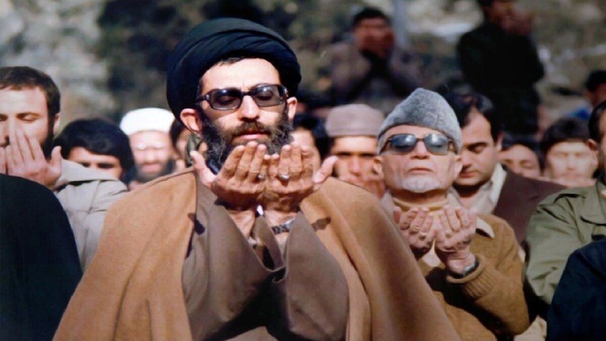 روایت جبلی از آیه‌ای که رهبر انقلاب در صبح روز حمله رژیم صهیونیستی از رادیو شنیدند + فیلم
