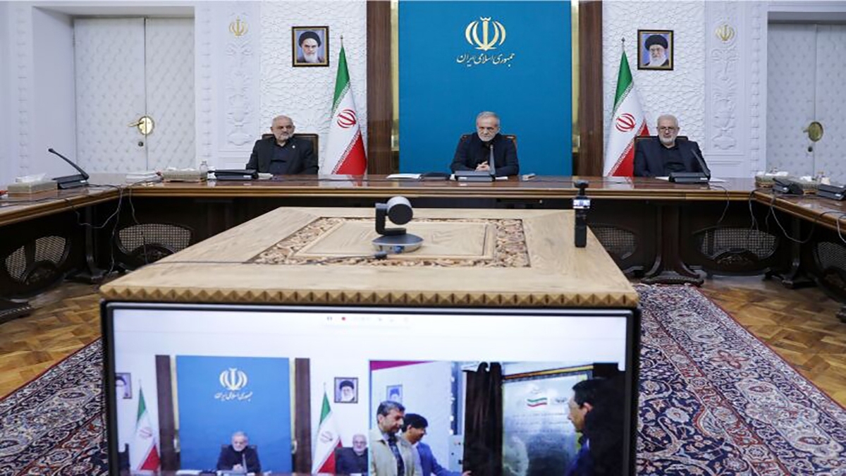 بهره‌برداری از بزرگترین نیروگاه خورشیدی ایران + فیلم