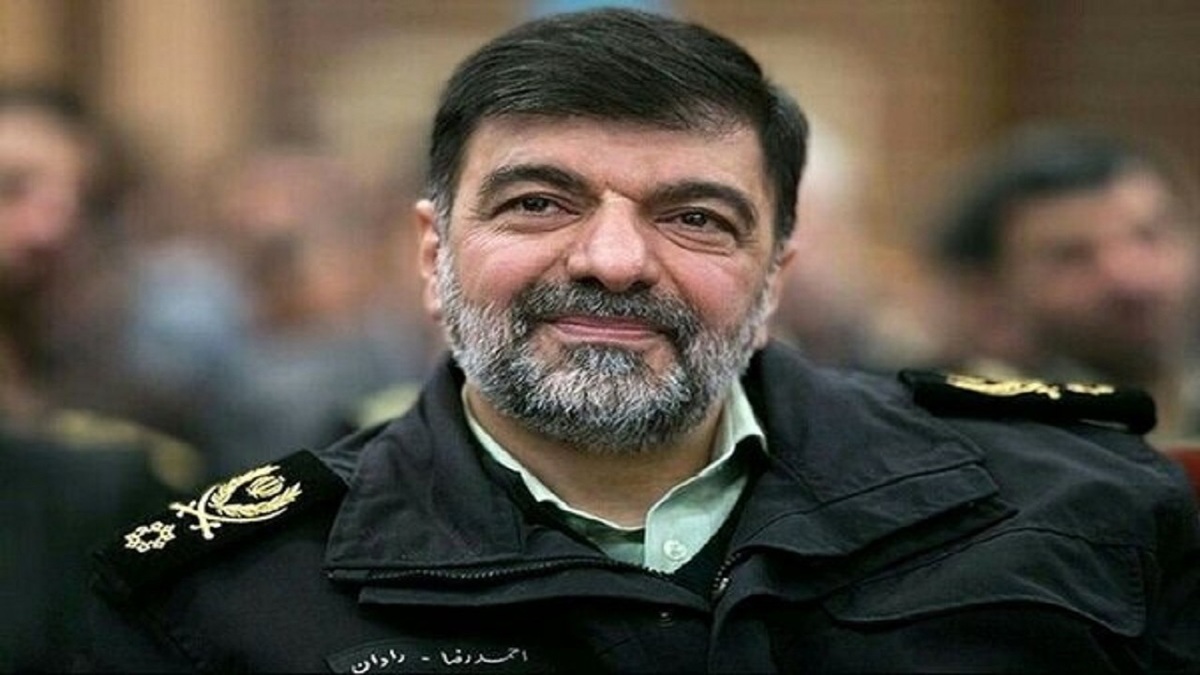 دیدار سردار رادان با خانواده شهیدان سپهبد باقری، رشید و سلامی + فیلم