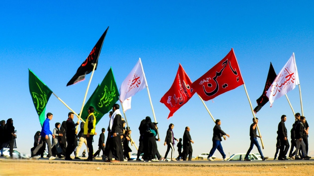 زائران ابا عبدالله الحسین (ع) مراقب گرمازدگی در مسیر باشند + فیلم