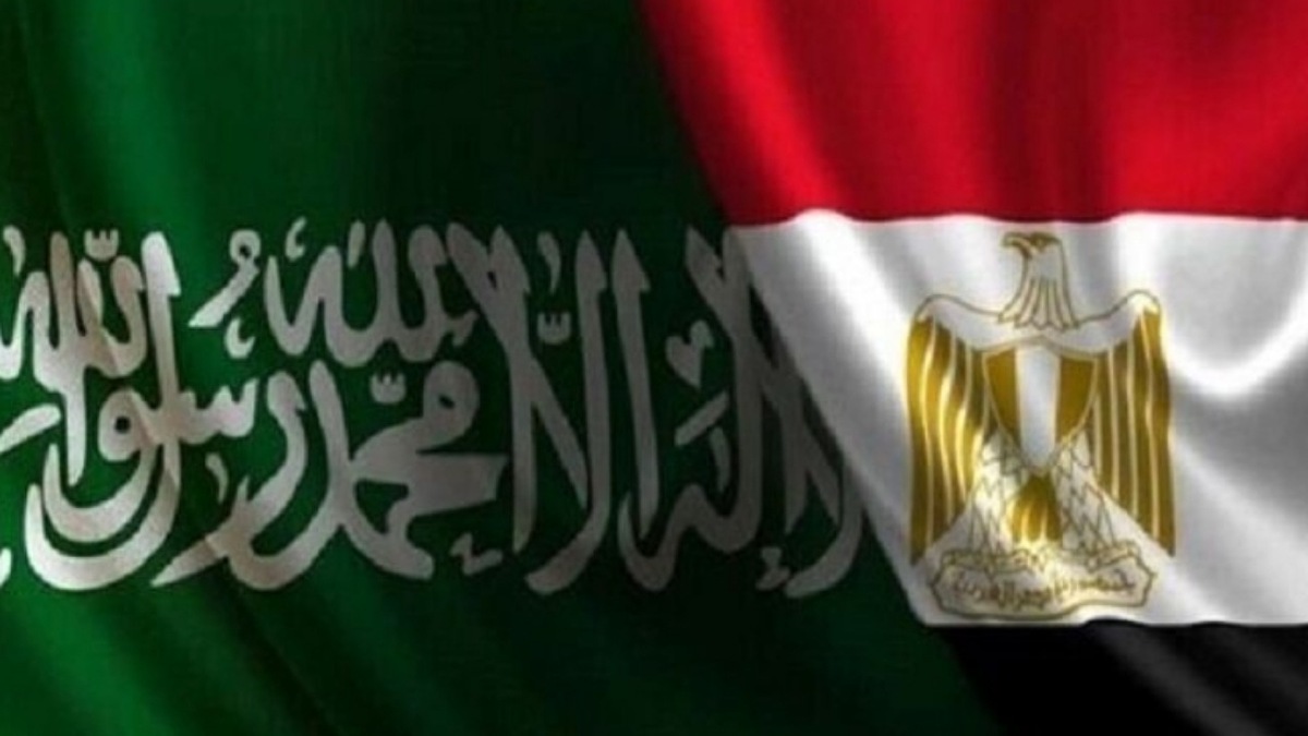 وقتی یک خارجی سعی می‌کند نقش منجی را برای مردم ایران بازی کند + فیلم