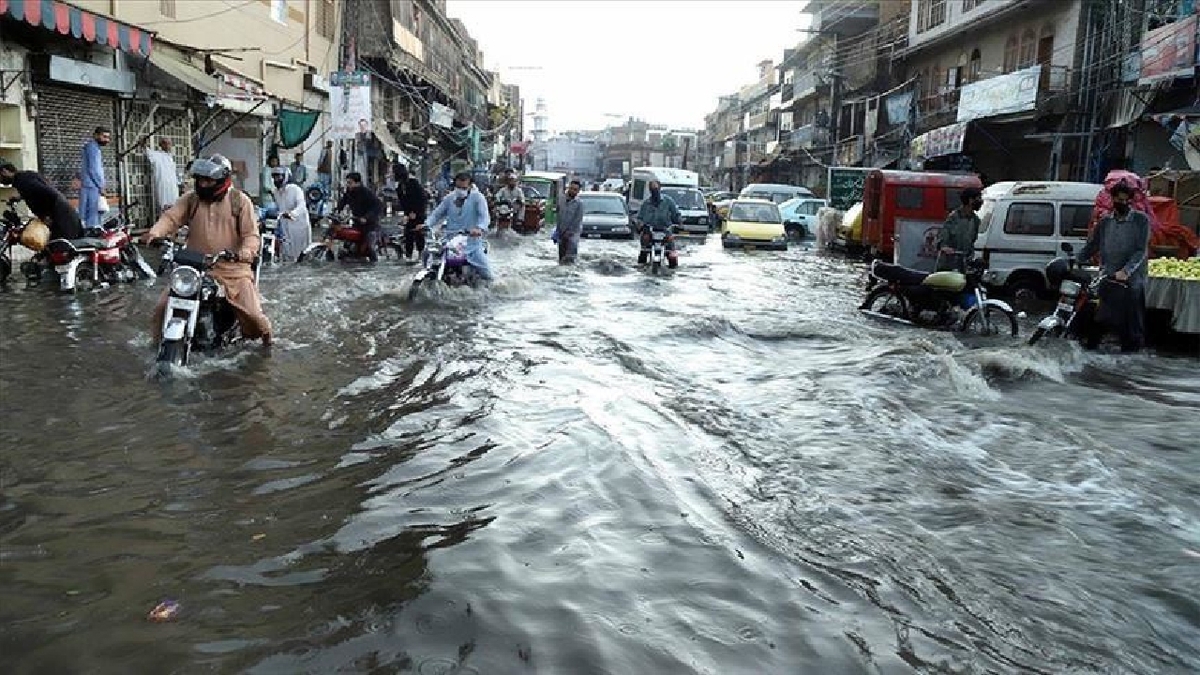 ابر ترسناک بر فراز پاکستان + فیلم