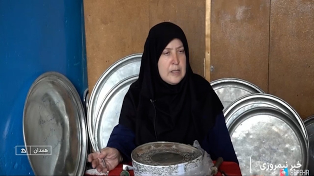جارو‌هایی که گرد و غبار بی‌کاری را می‌زدایند + فیلم