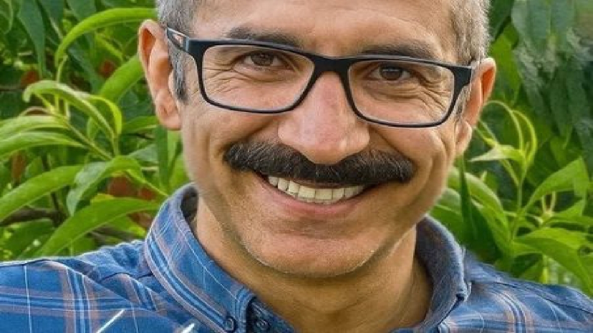 گزارشی از مراسم بزرگداشت شهدای دفاع مقدس ۱۲ روزه با حضور رهبر معظم انقلاب + فیلم