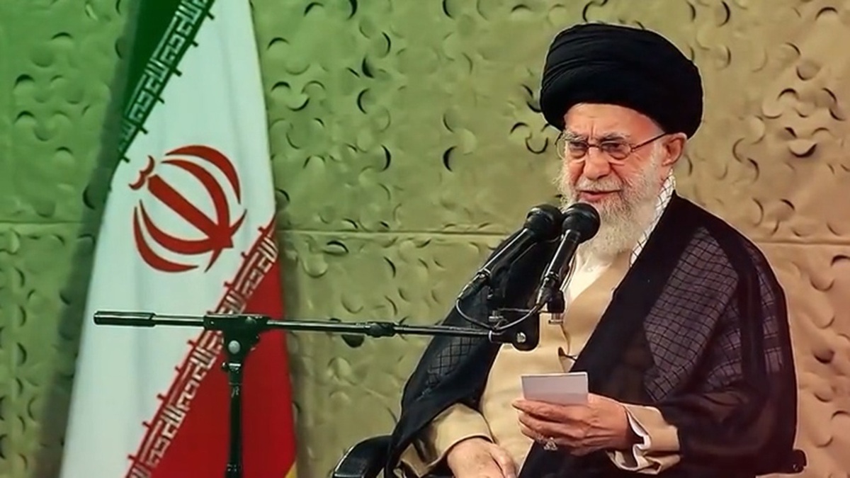 فرمانده‌ای که چراغ خاموش، دشمن را شکست داد + فیلم