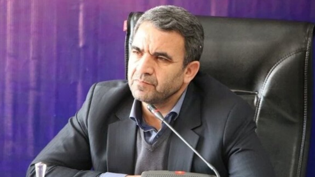 مدرسه‌ای با یک معلم و یک دانش آموز + فیلم