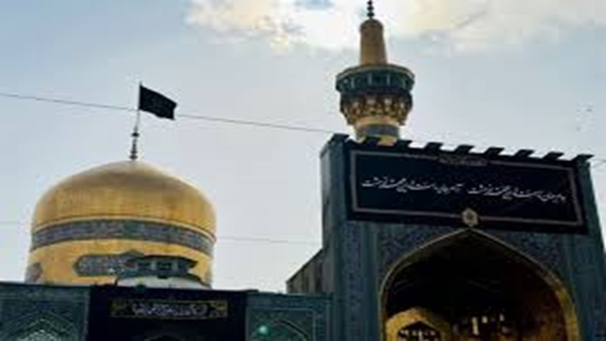 بازخوانی مناجات رهبر معظم انقلاب با امام زمان (عج) + فیلم
