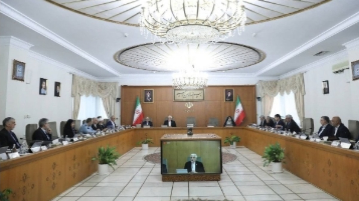 سخنرانی تلویزیونی رهبر انقلاب اسلامی ایران خطاب به ملّت ایران